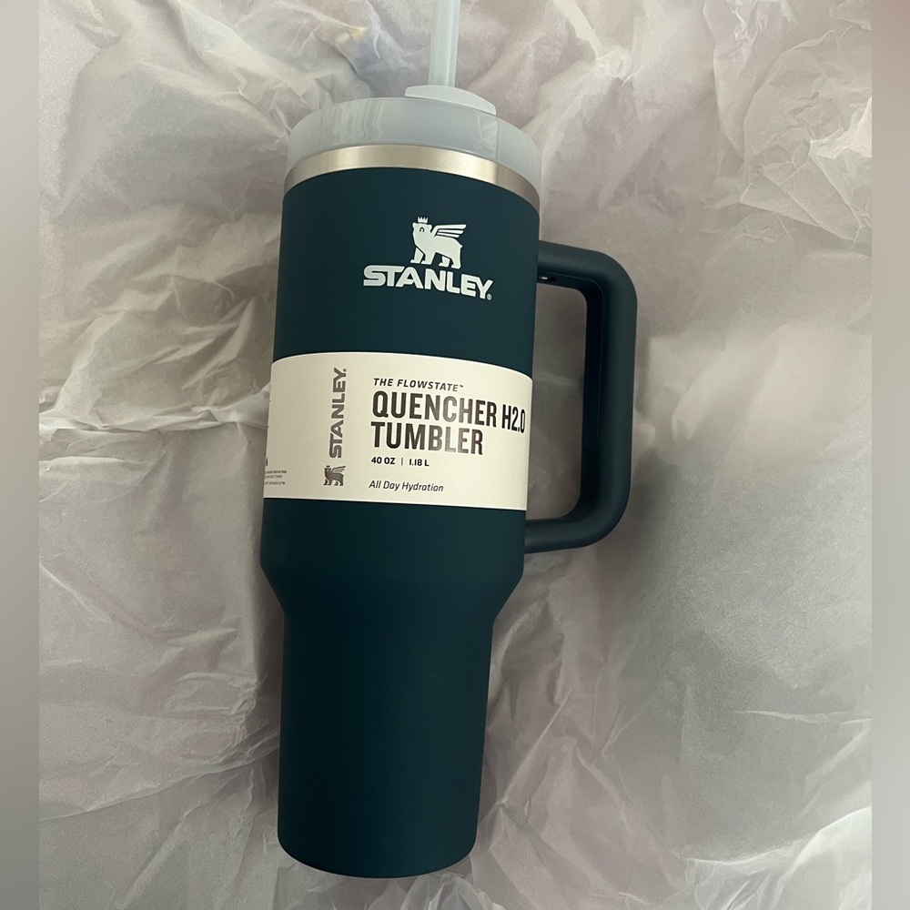 Stanley 40 OZ Quencher matte
